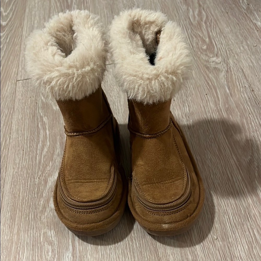 UGG Kids Tan Boots with Cream Fur